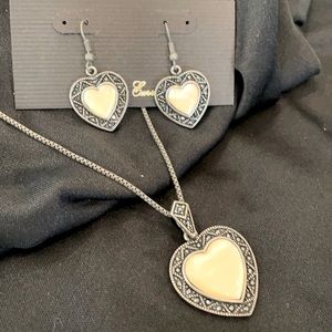 Necklace and earrings set